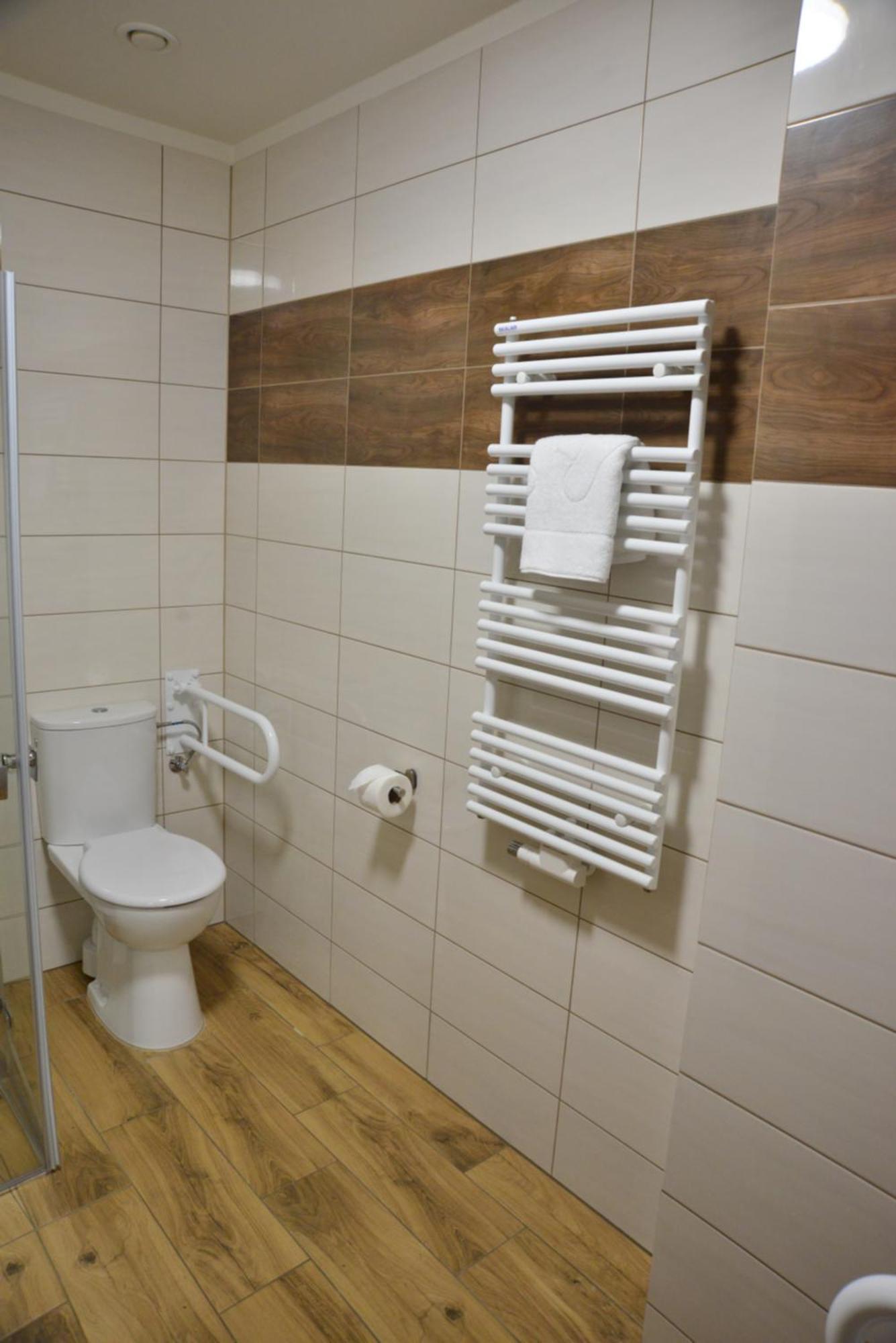 Centrum Restauracyjno-Hotelowe Florres Pawłowiczki Esterno foto